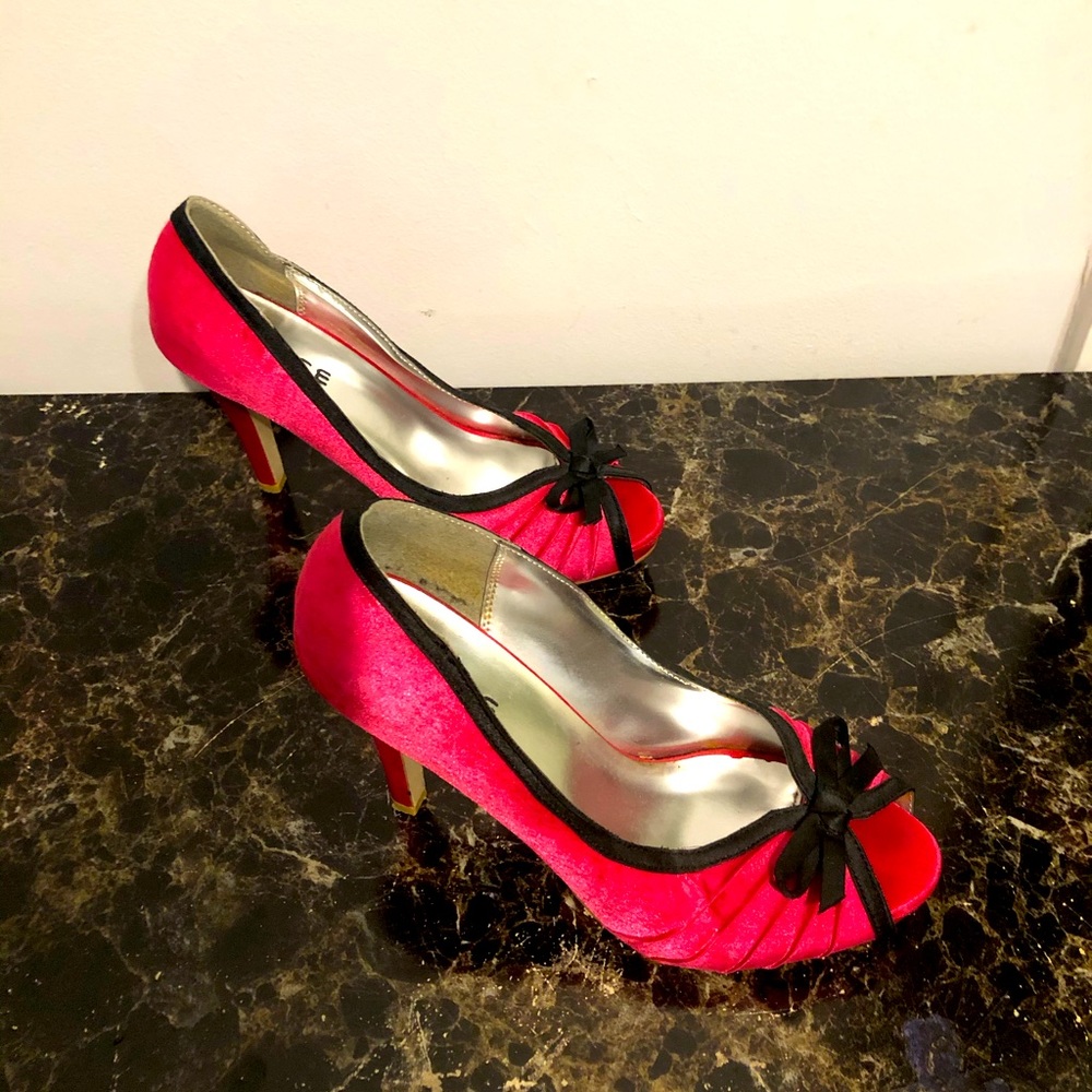 Impulse Heels